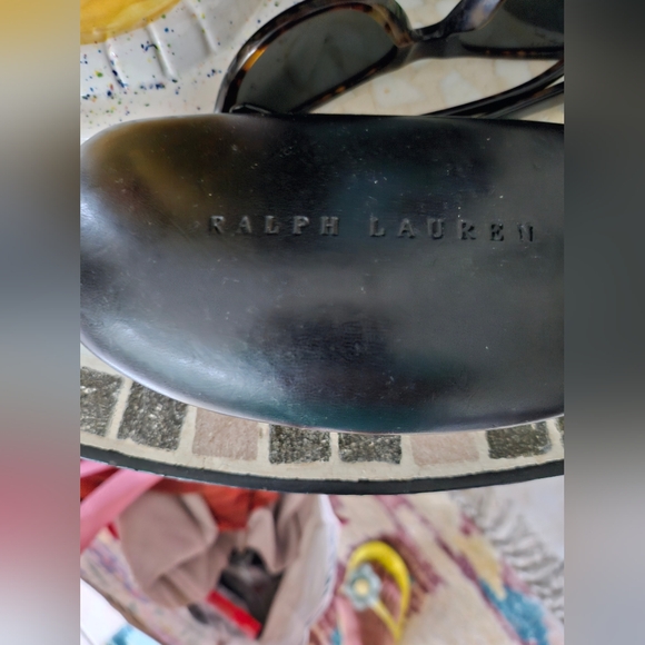 Ralph Lauren 🕶Cat Eye🕶 Sun Glasses🖤Pre-owned Great Condition♡ - Picture 5 of 5